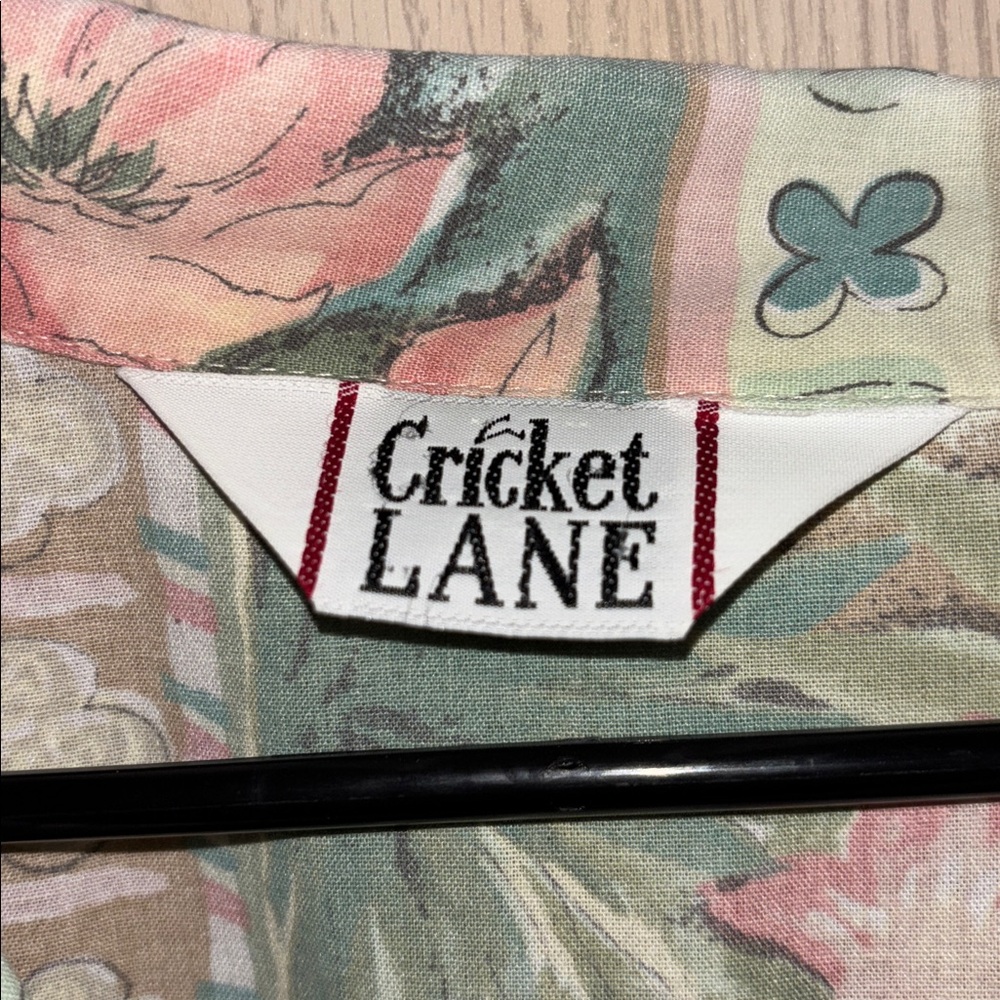 Cricket Lane Patterned Button Up - Picture 2 of 2